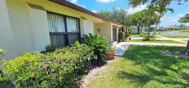 Photo - 3298 Shadow Wood Dr