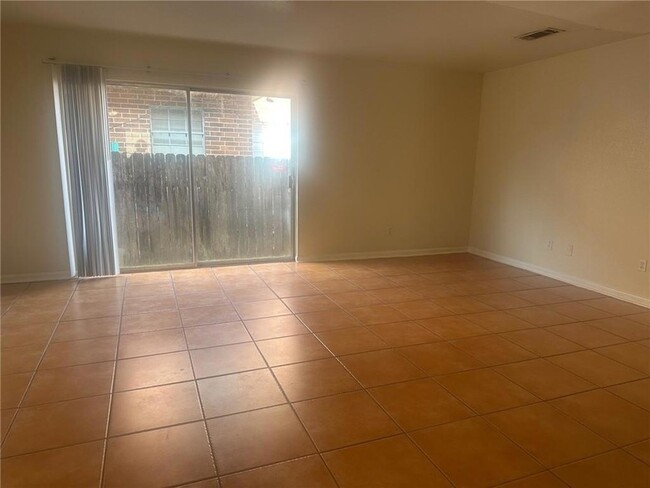 Photo - 2909 Lake Villa Dr