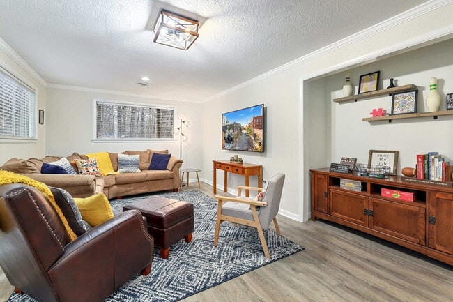 Photo - 1232 S Dinsmore Trail Unit ID1221881P