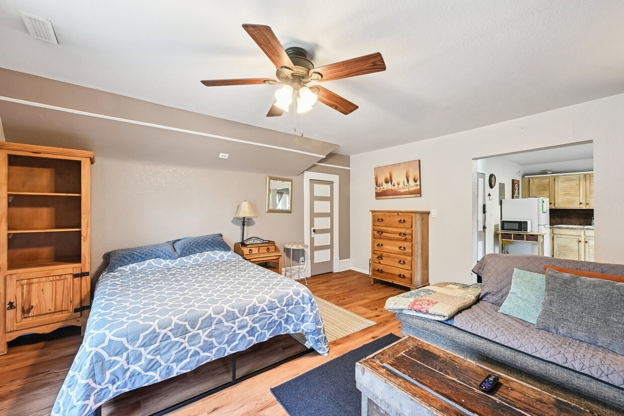Floor Plan - Guest Apt D