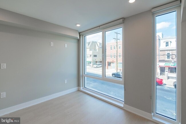 Photo - 6604 Ridge Ave Unit 206