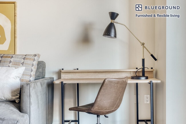 Photo - 1 S Market St Unit FL8-ID751