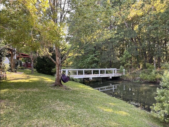 Photo - 1721 Fox Ridge Ct