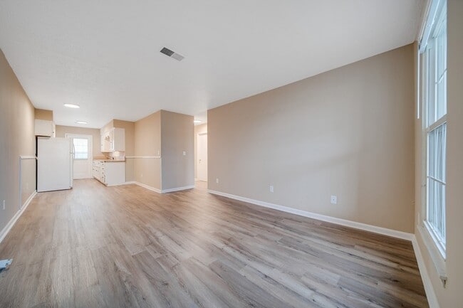 Photo - 1188 Meadowview Dr Unit 1190