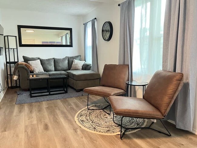 Building Photo - 27385 Park Ct Unit ID1364147P