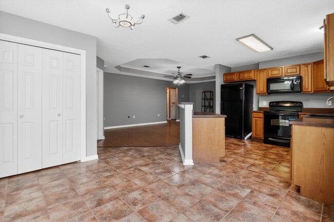Photo - 203 8th Ave