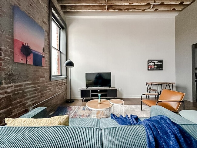 Photo - 500 W 7th St N Unit ID1352445P