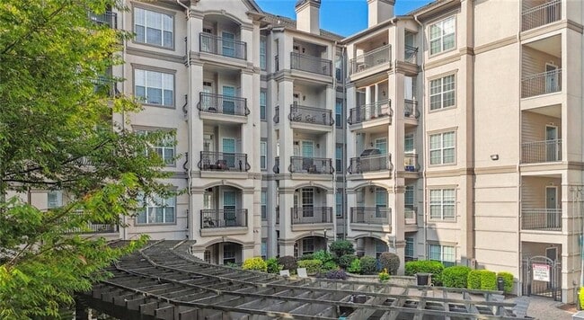 Photo - 2910 Clairmont Rd