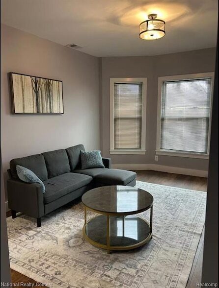 Photo - 2710 Wreford St