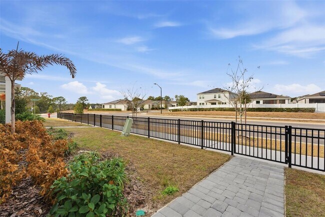 Photo - 4268 Sadler Rd