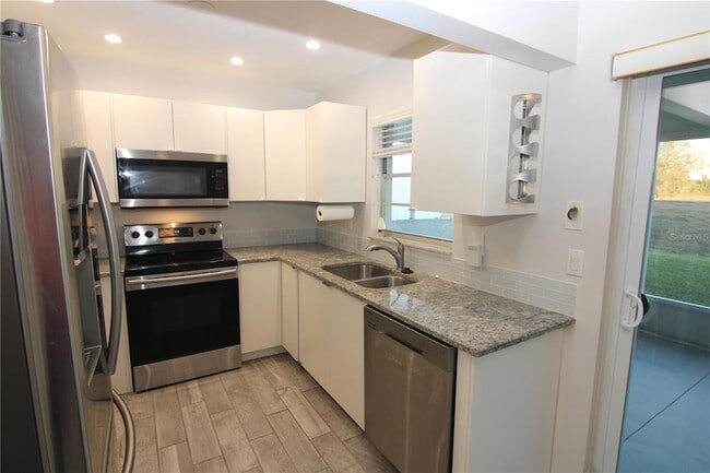 Photo - 1311 New Bedford Dr