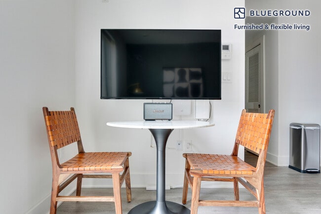 Photo - 816 Potomac Ave SE Unit FL3-ID1149