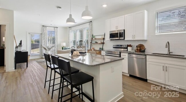 Building Photo - 13511 Montoy Wy Unit A2 ALT