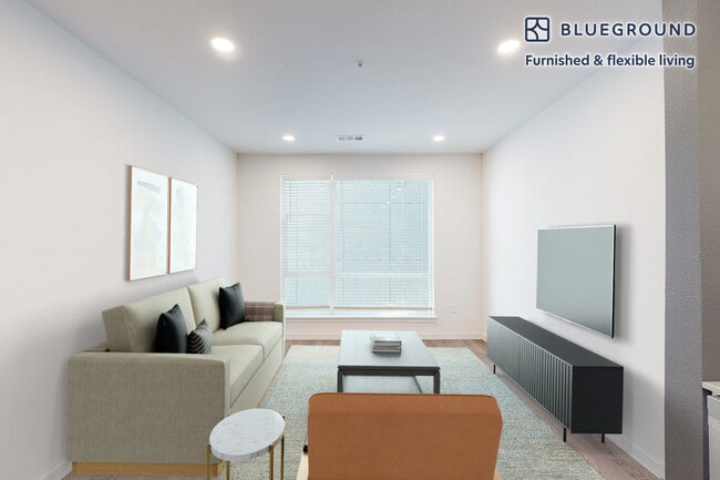 Building Photo - 2600 Lawrence St Unit FL3-ID1193A