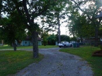 Photo - 700 N Main St