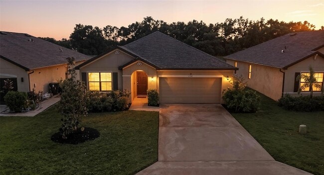 Building Photo - 6295 NW Regent St