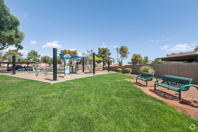 Outdoor Fitness Area - Harmon Hills