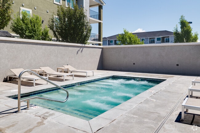 Jacuzzi - The Residences at First Street