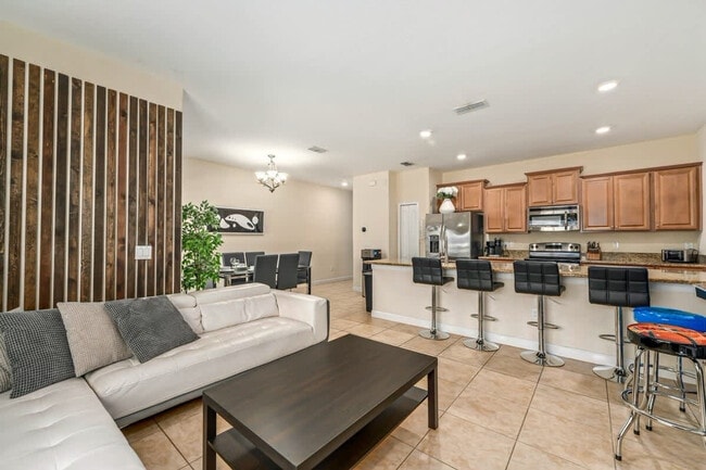 Photo - 4900 Clock Tower Dr Unit ID1018193P