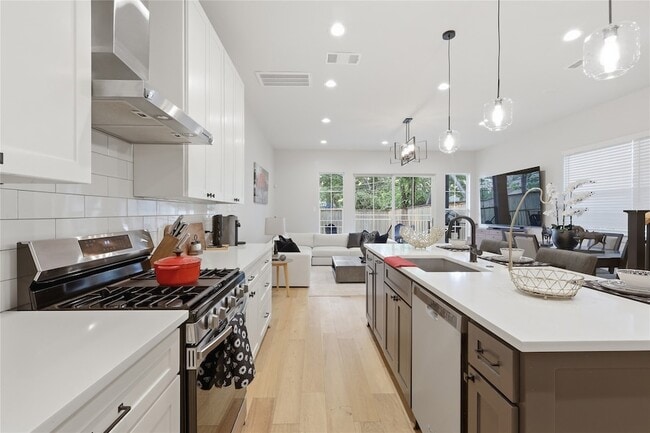 Photo - 1005 Mt Auburn Ave