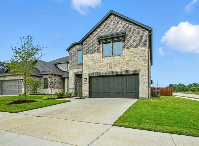 Photo - 447 Holly Rd