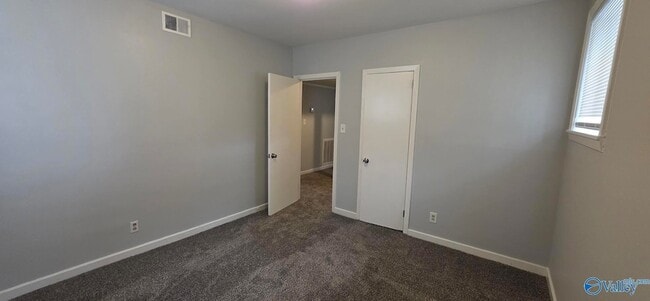 Photo - 3526 Cindy St NW