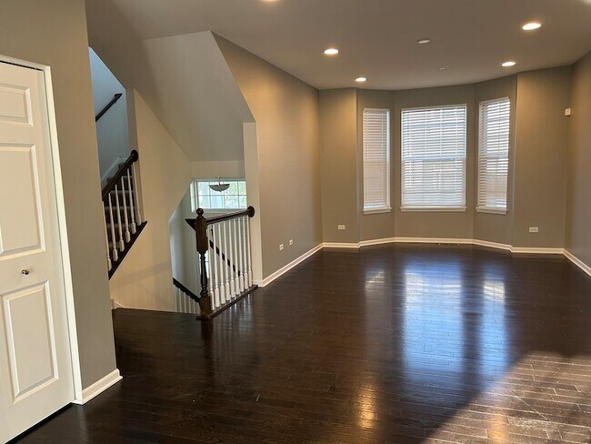 Photo - 2953 Madison Dr