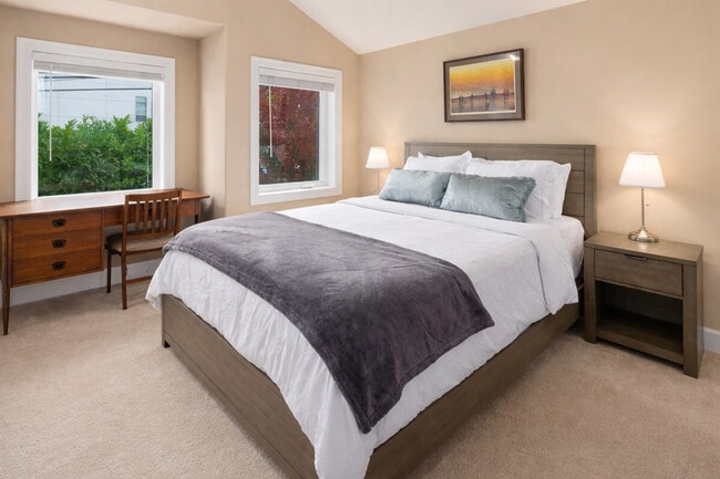 Photo - 2717 E Yesler Wy Unit SI ID1035856P