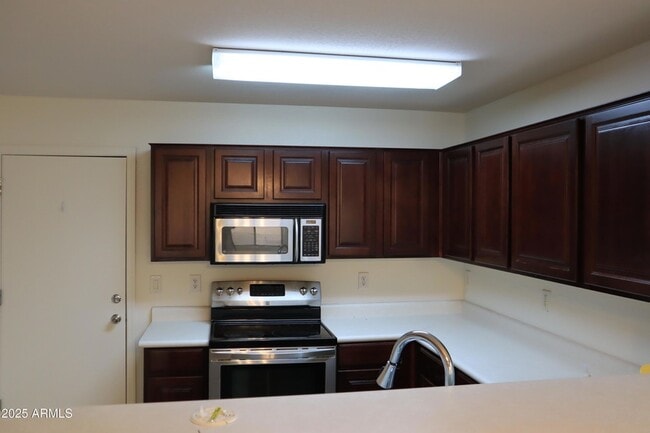 Photo - 35161 N Bandolier Dr