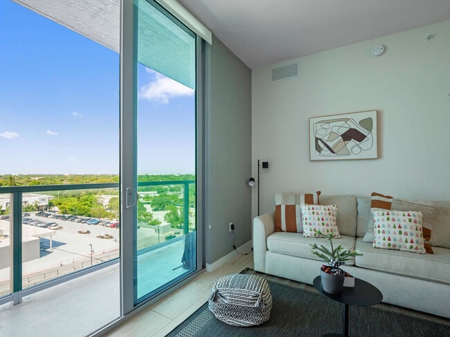 Photo - 3900 Biscayne Blvd Unit SI FL8-ID1032221P