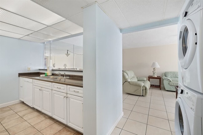 Photo - 8815 Thomas Dr Unit FL6-ID1355024P