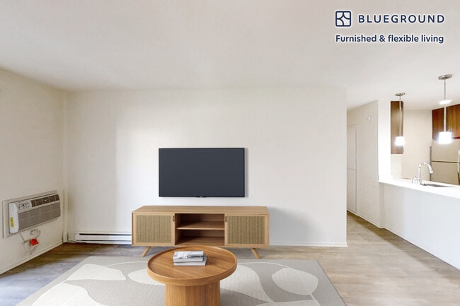 Photo - 333 1st St Unit FL3-ID6059A