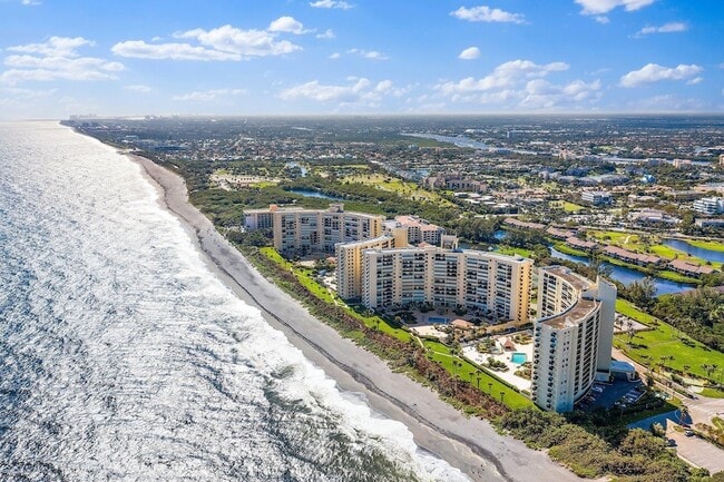 Building Photo - 100 Ocean Trail Way Unit 609