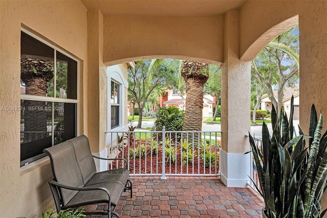Photo - 3711 Falcon Ridge Cir