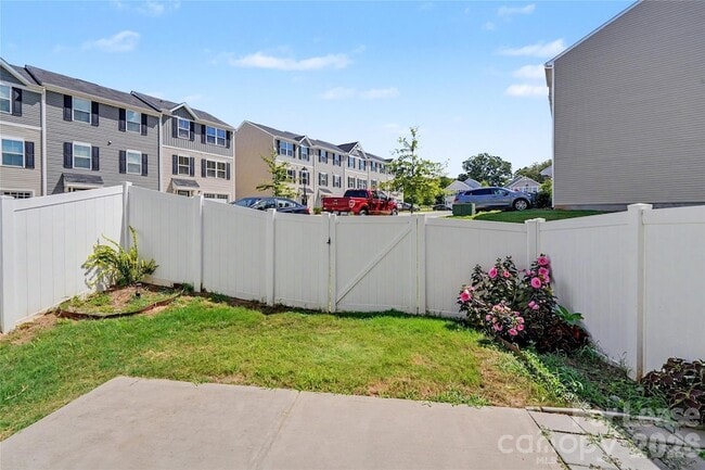Photo - 6042 Cutwater Cir