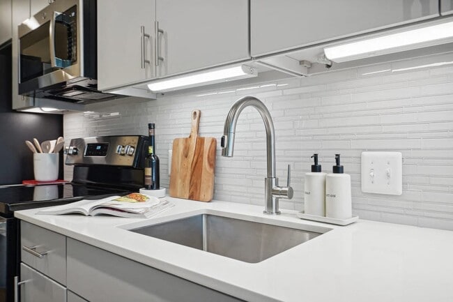 Photo - Sinclaire on Seminary