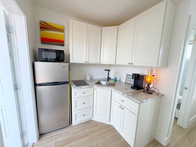 Photo - 2250-2270 Southeast 5th Street-SI ID1512919P Unit SI ID1512919P
