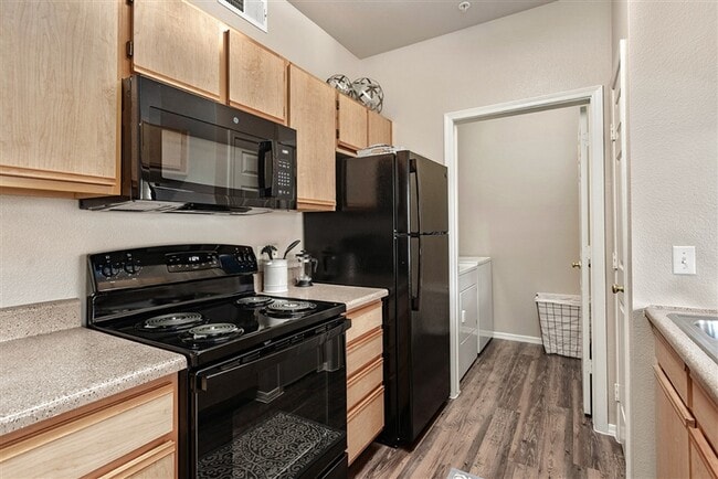 Photo - San Riva At The Foothills