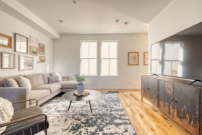 Photo - 516 NE 56th Ave Unit ID1309842P