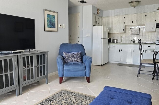 Photo - 4318 Tahitian Gardens Cir Unit B