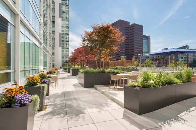 Photo - 250 Kendall St Unit GO FL14-ID1534380P
