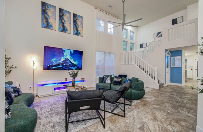 Photo - 35 Alden Glen Dr Unit ID1298276P