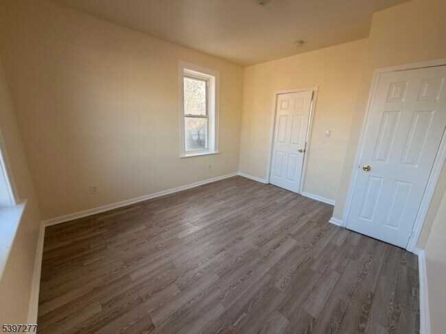 Photo - 120 Bragaw Ave Unit 3