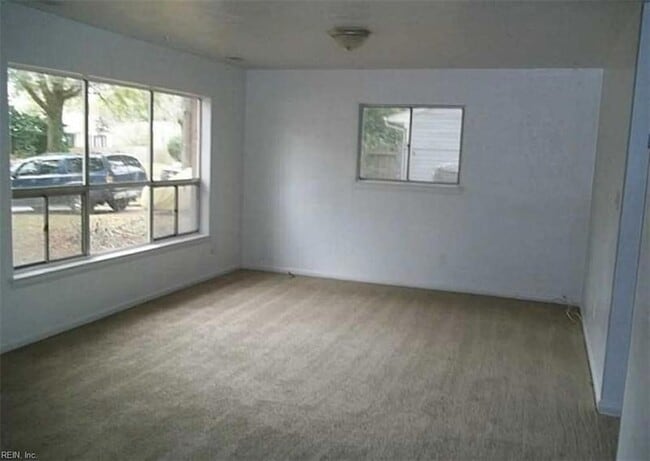 Photo - 3409 Raintree Rd