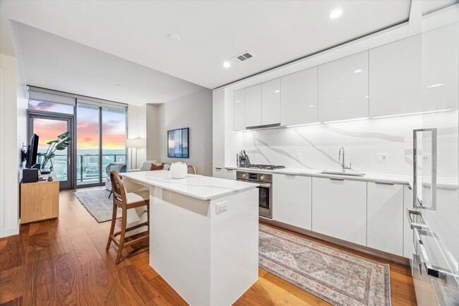 Photo - 44 East Ave Unit 2304