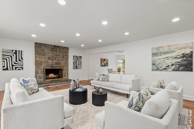 Photo - 1341 Pelhamdale Ave
