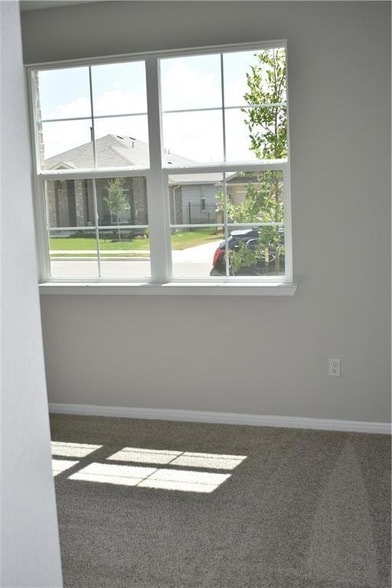 Photo - 145 Arrowhead Vine St