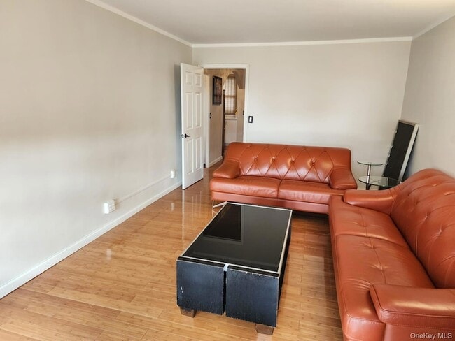 Photo - 61-15 98th St Unit 12L