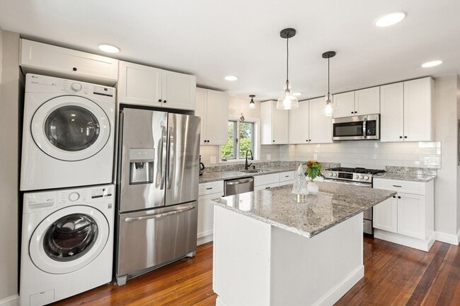 Building Photo - 159 Cowper St Unit 3