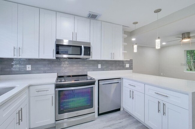 Photo - 976 W Fairbanks Ave